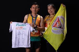 BIB: 42195, 345
                            <button type="button" onclick="openModal(8877069)" class="btn btn-primary btn-sm float-right btn-popup" data-toggle="modal" data-target=".modal-high-quality">
                        <i class="fas fa-shopping-cart"></i> Add to Cart
                    </button>
                                            <button type="button" onclick="isThisMe(8877069, true)" class="btn btn-success btn-sm float-right btn-popup btn-isme hidden" data-toggle="tooltip" data-placement="bottom" title="นี่คือรูปของคุณใช่ไหม คลิกที่นี่เพื่อเอาเข้าอัลบั้ม">
                        <i class="fas fa-plus"></i> Add to album
                    </button>
                    <button type="button" onclick="isThisMe(8877069, false)" class="btn btn-warning btn-sm float-right btn-popup btn-isnotme hidden">
                        <i class="fas fa-ban"></i> Remove from album
                    </button>